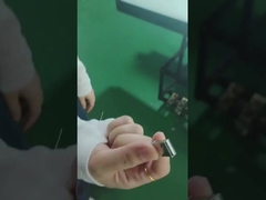 شاشة تفاعلية تعمل باللمس