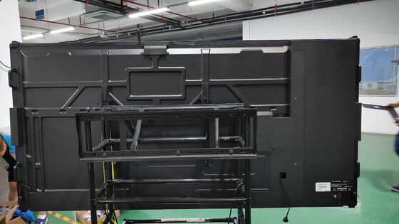 شاشة تفاعلية مسطحة فائقة الدقة 4K مع 20 نقطة لمس ومكبرات صوت مدمجة للتعليم