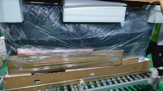 شاشة تفاعلية مسطحة فائقة الدقة 4K مع 20 نقطة لمس ومكبرات صوت مدمجة للتعليم