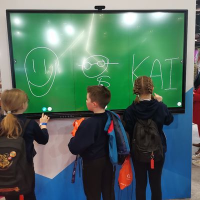 65 بوصة iBoard اللوحة البيضاء التفاعلية الشاشة اللمسية التفاعلية لفصول الدراسة