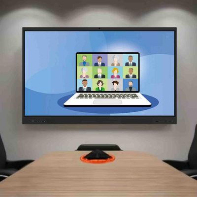 65 بوصة شاشة لمسة Smart Board لوحة عرض تفاعلية مع كاميرا متكاملة وميكروفون للتعليم عن بعد مركز تدريب التعلم الإلكتروني اجتماعات الفيديو والتعاون الرقمي