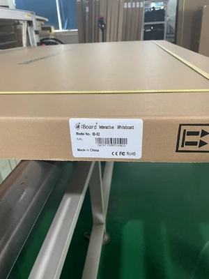 البيع بالجملة من المصنع توافق عالي لوحة بيضاء تفاعلية IBoard للتعليم في الفصول الدراسية زاوية رؤية واسعة لوحة بيضاء إلكترونية تفاعلية