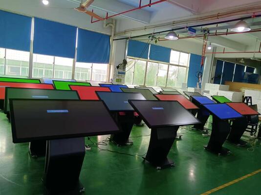 كشك بشاشة لمس 4K مقاس 55 بوصة بنظام تشغيل Android/Windows للافتات الرقمية التفاعلية ولوحات القوائم