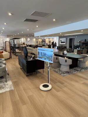 شاشة تلفزيون ذكية محمولة بشاشة لاسلكية مقاس 32 بوصة مزودة بكاميرا وبطارية مدمجة