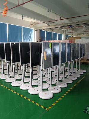 لوحة LCD متعددة اللمسات الذكية 32 بوصة فيديو قابل للتحريك اجتماع عبر الإنترنت عرض تدريسي شاشة عرض للاعبين الإعلاميين